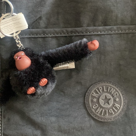 🐒Kipling “Niccci” Black Tonal, Crossbody - Picture 5 of 9
